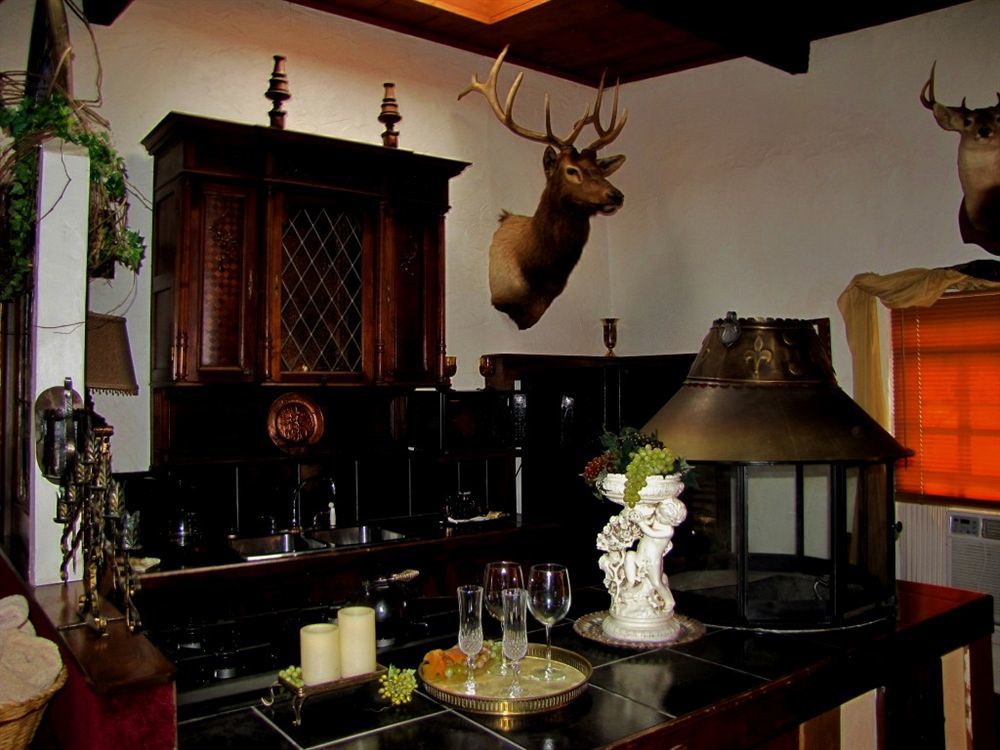Cliff House Lodge And Hot Tub Cottages 莫里森 外观 照片